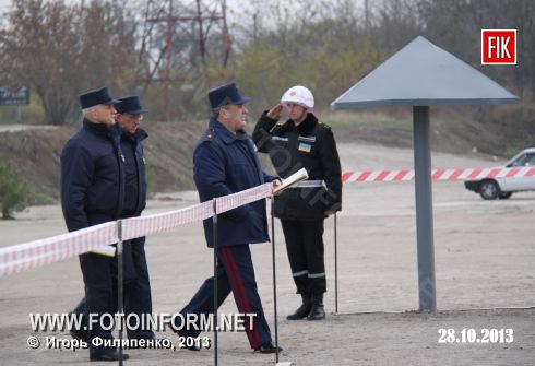 Кіровоград: масштабні навчання з протидії загрозам осінньо-зимового періоду (фоторепортаж)