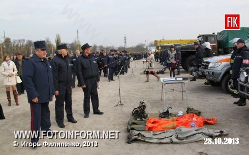 Кіровоград: масштабні навчання з протидії загрозам осінньо-зимового періоду (фоторепортаж)