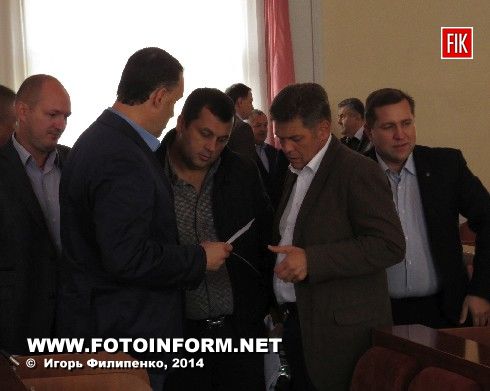 Кировоград: вчерашняя сессия горсовета в фотографиях 