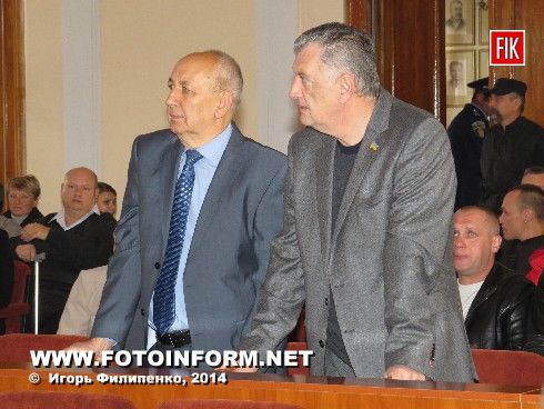 Кировоград: вчерашняя сессия горсовета в фотографиях 