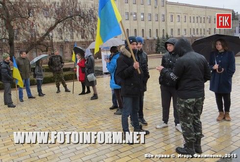 Вчера, 3 марта, против акции секс-работников выступили члены КОМГО "Пробудження", которые несмотря на дождь провели акцию на центральной площади города
