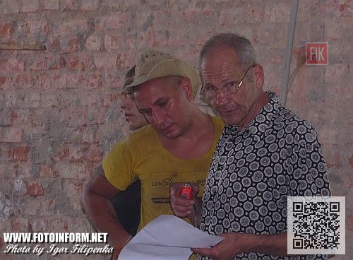 убернатор Кировоградщины Сергей Кузьменко осмотрел ход ремонтных работ в ожоговом и поликлиническом отделениях Кировоградской областной больницы
