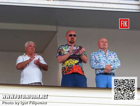 Предлагаем уже традиционный фоторепортаж Игоря Филипенко с футбольного матча «Зирка» - «Черкаський Дніпро»