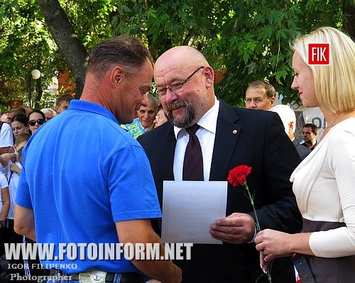 Сегодня в Ковалевском парке прошли праздничные мероприятия в честь Дня физической культуры и спорта.