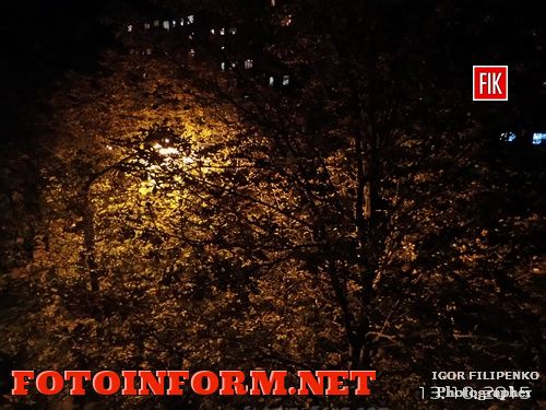 Сегодня, 13 октября, по улице Зинченко возле 5 и 7 дома было полностью восстановлено уличное освещение.