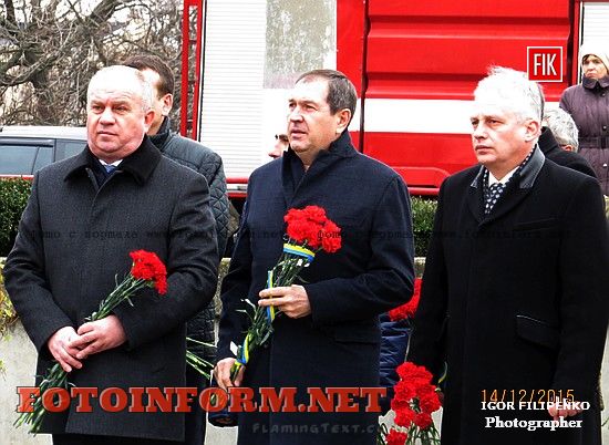 Кировоград: в городе почтили память героев-ликвидаторов, памятник Жертвам Чернобіля в кировограде, вдові Чернобіля, Андрей Райкович, Александр Черноиваненко, фото Игоря Филипенко