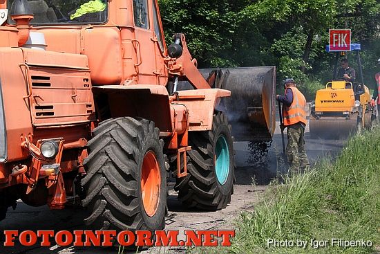 В Кировограде на Балашовке начали ремонтировать дороги (фоторепортаж), Александр Мосин и депутат от округа Дмитрий Терзов, фото Игоря Филипенко