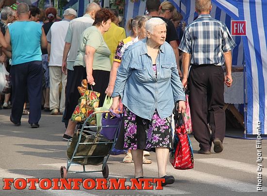 Кропивницкий: в центре города состоялась предпраздничная ярмарка (фоторепортаж)