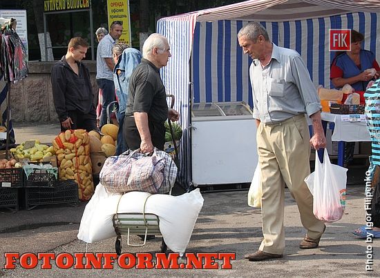 Кропивницкий: в центре города состоялась предпраздничная ярмарка (фоторепортаж)