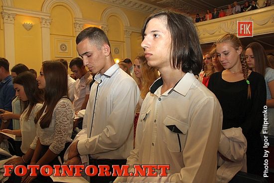 Сегодня, 1 сентября, состоялось торжественное посвящения в студенты медицинского факультета № 2 Донецкого национального медицинского университета им. М.Горького.