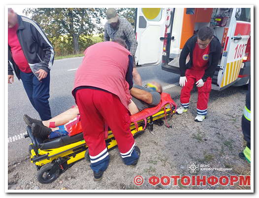 Один загиблий та один травмований: на Кіровоградщині сталося дві ДТП (ФОТО)