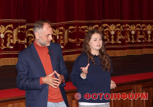 У Кропивницькому відбулася прем'єра музичної історії життя «Хочу бути» (ФОТО)