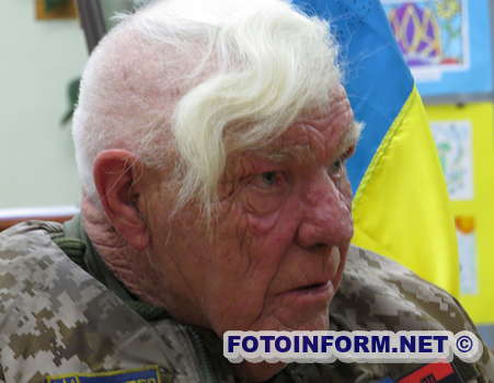 У Кропивницькому волонтер «дядя Гриша» зустрівся з музейниками (ВІДЕО)