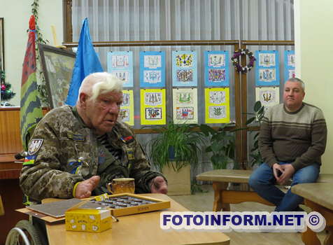 У Кропивницькому волонтер «дядя Гриша» зустрівся з музейниками (ВІДЕО)
