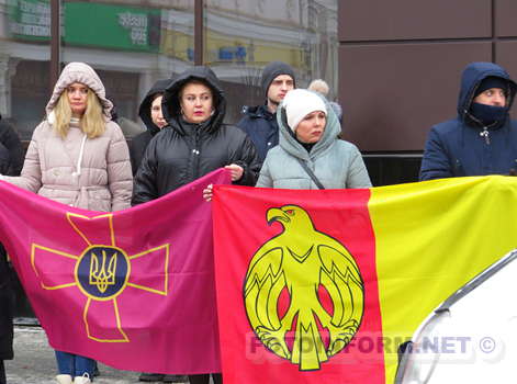 У Кропивницькому попрощалися з трьома захисниками, які загинули за Україну (відео)