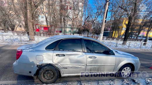 У Кропивницькому зіткнулися дві іномарки (фото)