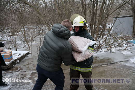 На Кіровоградщині триває ліквідація наслідків підтоплень (фото)