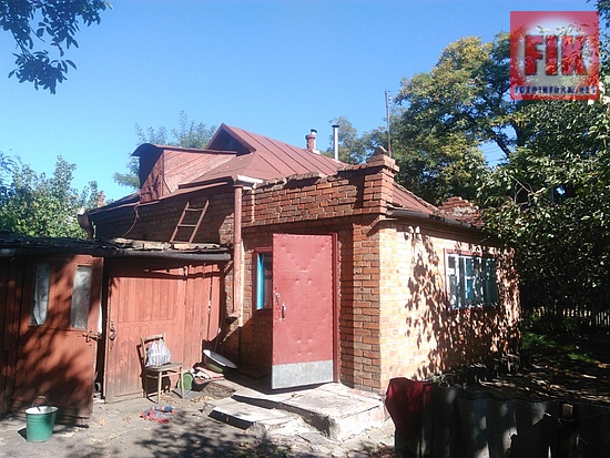 2 жовтня об 11:26 до Служби порятунку «101» надійшло повідомлення про пожежу у приватному житловому будинку м.Долинська.