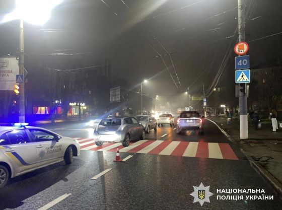 У Кропивницькому на пішохідному переході збили жінку
