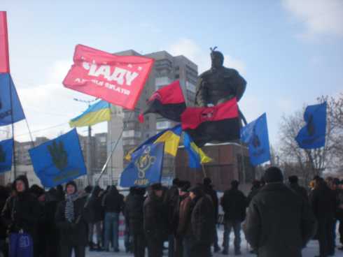 Герої не вмирають! (ФОТО)