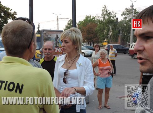 У Кіровограді руйнували намети «Опозиційного Блоку» (ФОТО)