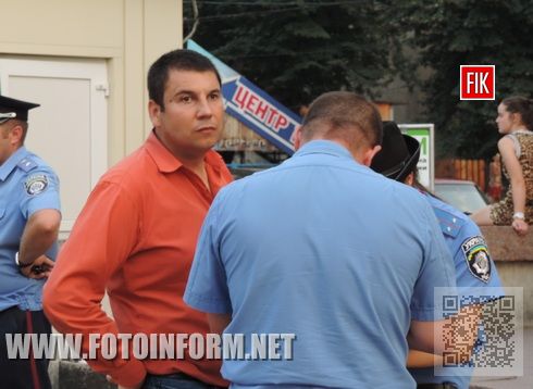 У Кіровограді руйнували намети «Опозиційного Блоку» (ФОТО)