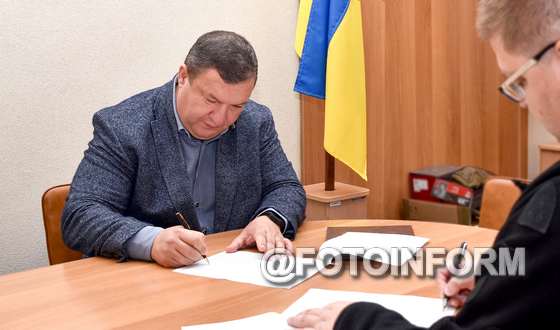 Програму розвитку місцевих доріг на Кіровоградщині напрацює обласна рада з ДП «Державний дорожній науково-дослідний інститут імені М.П.Шульгіна». Про це повідомив голова облради Сергій Шульга.