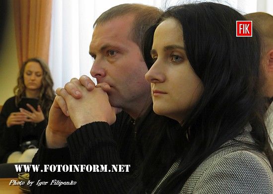 Сьогодні, 13 березня, міський голова Кропивницького Андрій Райкович та секретар міської ради Андрій Табалов провели спільний брифінг для журналістів, де обговорили питання проведення майбутньої сесії.
