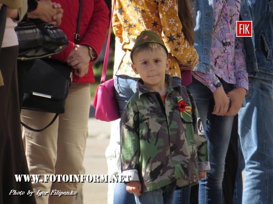 У Кропивницькому тисячі мешканців міста відсвяткували 72-у річницю Перемоги над нацизмом (фоторепортаж)