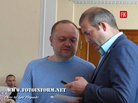 Дев’ята сесія міської ради не змогла розпочати сьогодні свою роботу. 