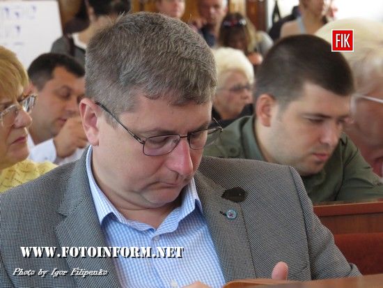 Дев’ята сесія міської ради не змогла розпочати сьогодні свою роботу. 