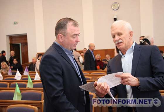 Депутати Кіровоградської обласної ради провели пленарне засідання ХХV сесії (ФОТО)