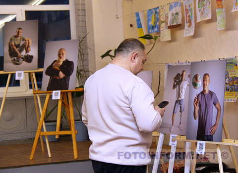 Сьогодні, 2 грудня, у просторі Krop:hub відбулася презентація фотовиставки Мирослави Липи «Мрії Супергероїв».