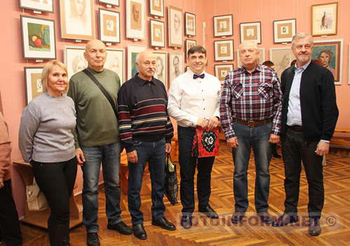 У Кропивницькому відкрили виставку Дмитра Тотка