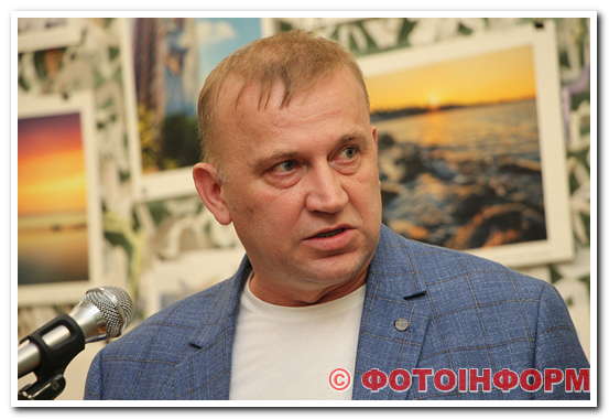 У Кропивницькому відкрилася виставка-спогад «Мій Маріуполь: щасливі миті крізь об’єктив» (ФОТО)