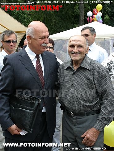 Аллея цветов в Кировограде фоторепортаж Игоря ФИЛИПЕНКО.