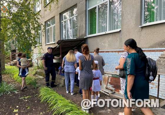 Підготовка до надскладного навчального року 2022/2023 була ретельною й тривалою і наразі кожний навчальний заклад обрав та дотримується режиму навчання: онлайн, офлайн чи змішана форма.