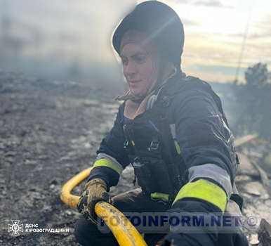 На Кіровоградщині рятувальники ліквідували наслідки ворожого обстрілу (ФОТО)