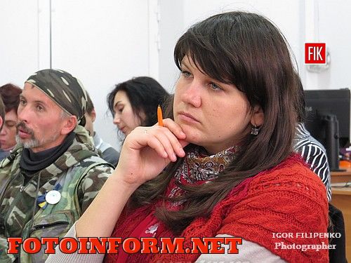 В пятницу, 23 октября в 1 в Кировоградском пресс-клубе состоится политическая дискуссия для всех, кто имеет отношение к местным выборам в Кировограде: политиков, кандидатов, руководителей штабов, общественных деятелей, аналитиков, журналистов.