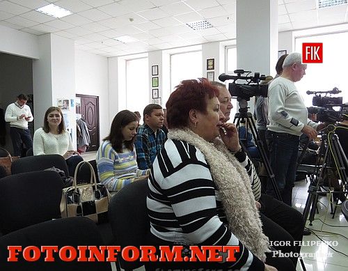 Сегодня, 26 октября, в Кировоградском пресс - клубе в рамках марафона в День выборов состоялась итоговая информационная сессия.