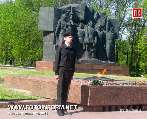 Сегодня на Мемориальном кладбище "Крепостные валы" был дан старт в военно - патриотическом воспитания учащейся молодежи
