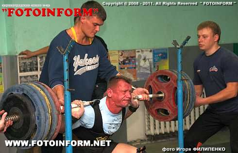 Чемпионат Кировоградщины по пауэрлифтингу (ФОТОРЕПОРТАЖ)