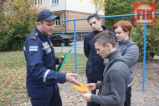 З настанням холодів кожен добрий господар вже потурубувався про тепло та затишок у своїй оселі.