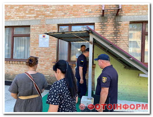На Кіровоградщині офіцери громад допомагають школам підготуватися до нового навчального року (фото)