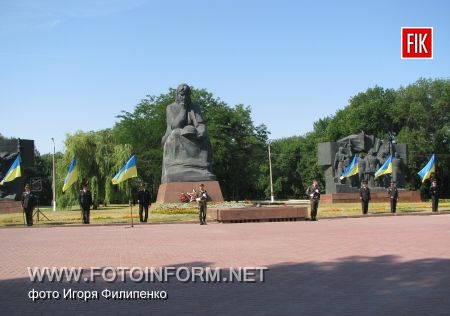 Кировоград скорбит (фоторепортаж)