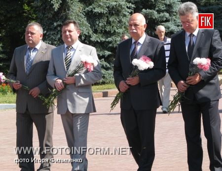 Кировоград скорбит (фоторепортаж)