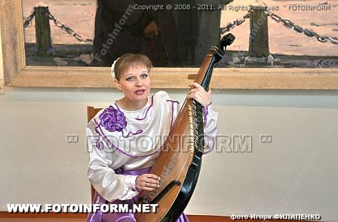 Неординарное открытие выставки (ФОТОРЕПОРТАЖ) Игоря Филипенко