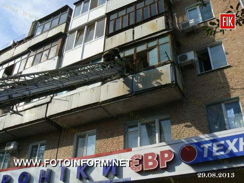 По просп. Правди виникла пожежа 0,4 м2 домашніх речей на балконі квартири, на третьому поверсі п’ятиповерхового житлового будинку. 