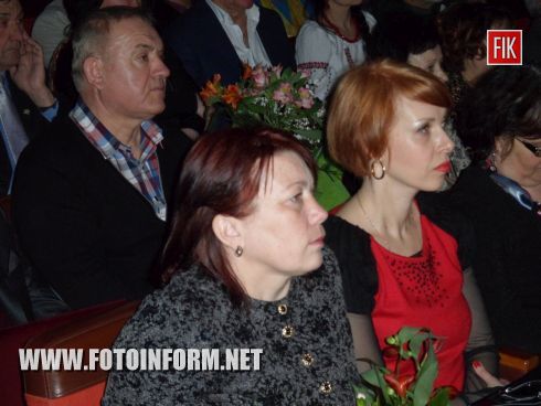 На днях Кировоградский академический областной театр кукол торжественно отметил свой 75-летие.