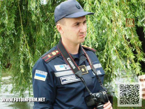 В этом году на территории нашей области зафиксировано 25 официальных мест отдыха на водоемах. Об этом было сообщено во время выездного брифинга на тему: «Безопасность отдыха на водоемах », который состоялся в микрорайоне Новониколаевка на речке Ингул.